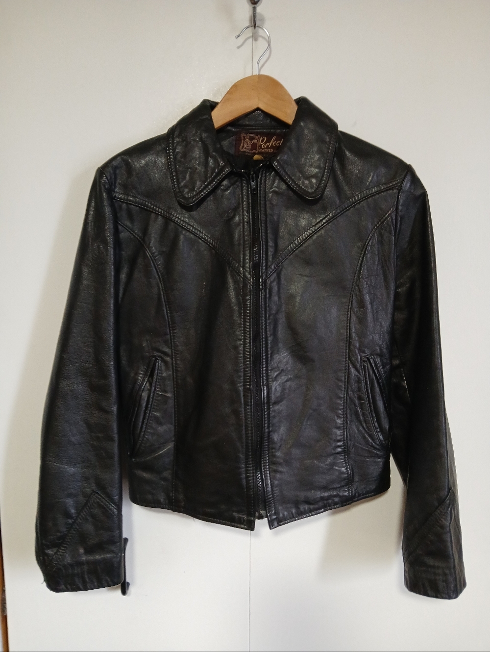 Vintage 70s Perfect Leather Goods Western Black Leather Jacket Size 38 Small